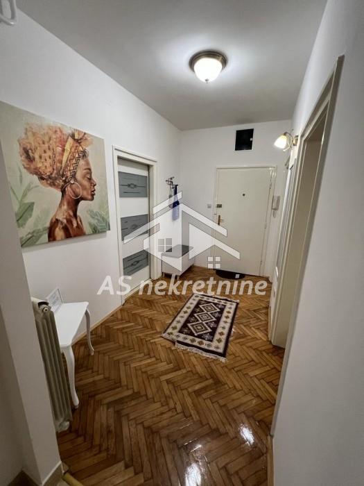 lokali-prodaja-D3xniJQiN1 Dvosoban stan za izdavanje, Kalenić Pijaca, Beograd, 67m², 900 €/mes