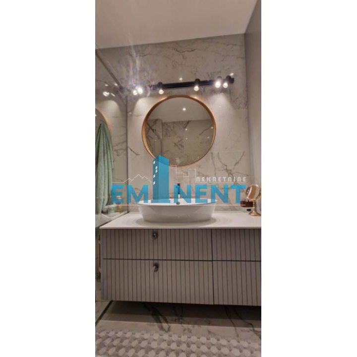 Četvorosoban stan na prodaju, Blok 65, Beograd, 123m², 713.400 €