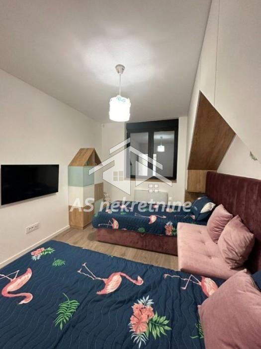 Kuća na prodaju, Vrčin, Beograd, 230m², 800.000 €