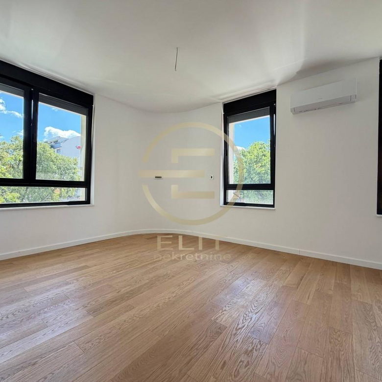 Stan Prodaja Novi Sad  120 m2