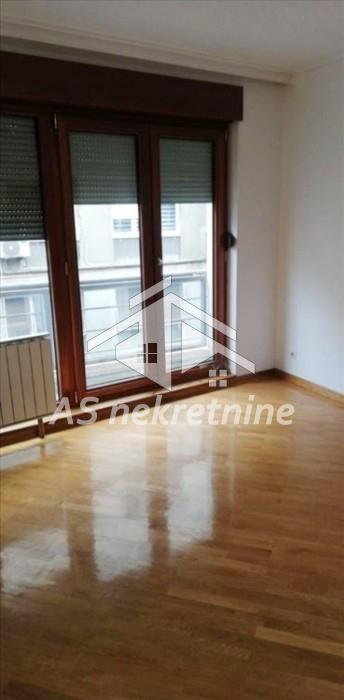 Stan Izdavanje Beograd Stan Izdavanje Beograd Slavija 130 m2