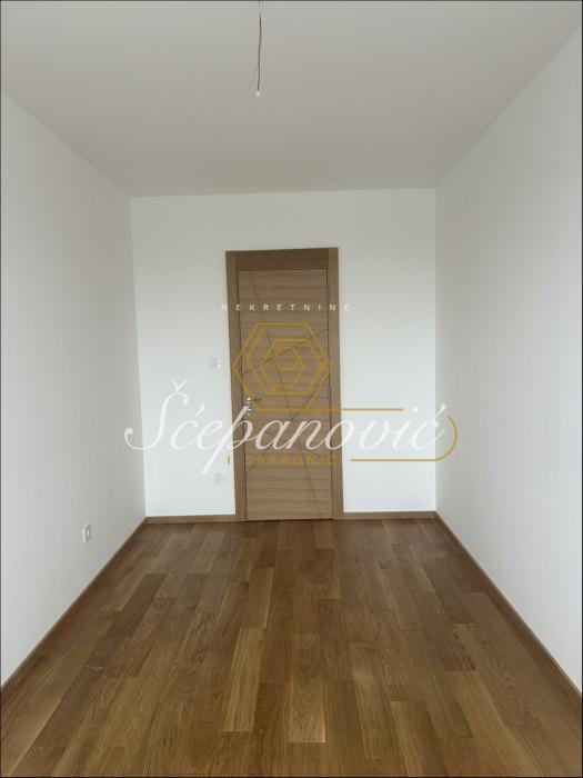 Stan Izdavanje Novi Sad  108 m2