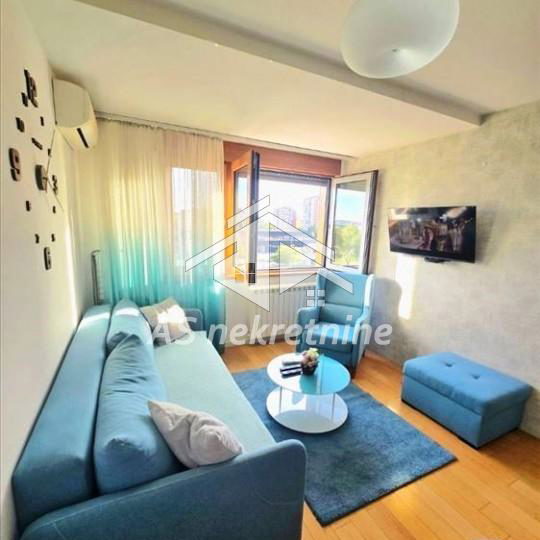 Stan Izdavanje Beograd  38 m2