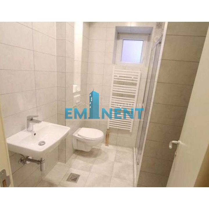 Trosoban stan za izdavanje, Crveni Krst Vračar, Beograd, 57m², 800 €/mes