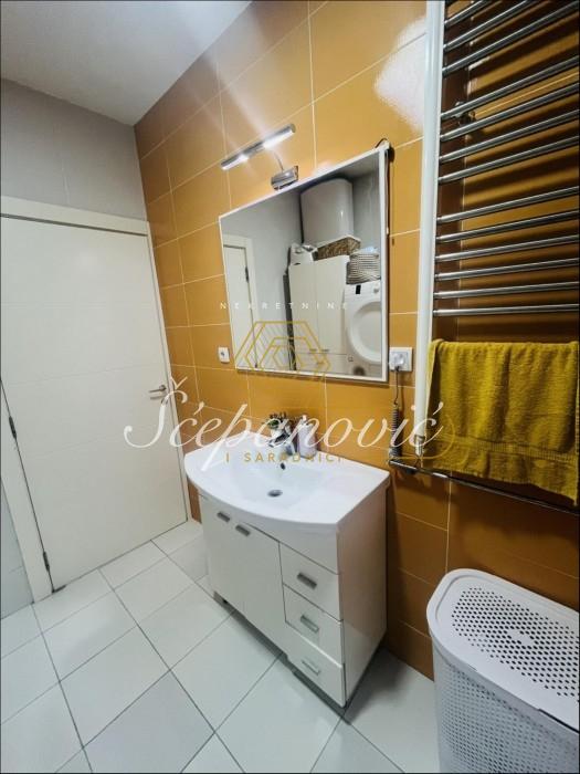 lokali-prodaja-MHp0Ae4LNh Trosoban stan na prodaju, Rotkvarija, Novi Sad, 67m², 150.000 €