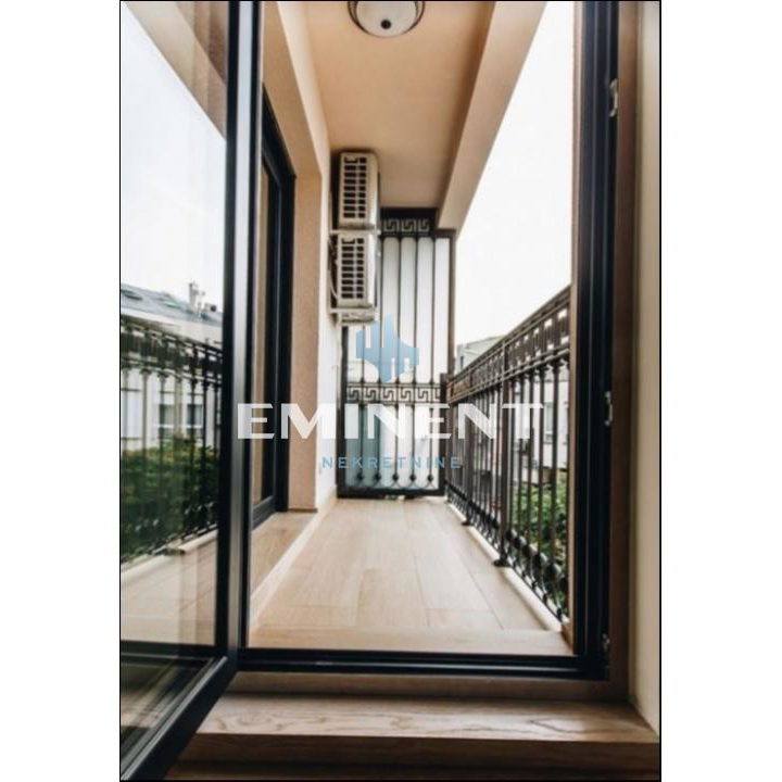 Trosoban stan za izdavanje, Crveni Krst Vračar, Beograd, 65m², 1.200 €/mes