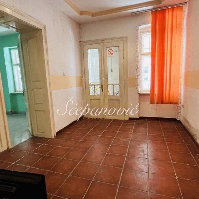 Lokal Prodaja Temerin  202 m2