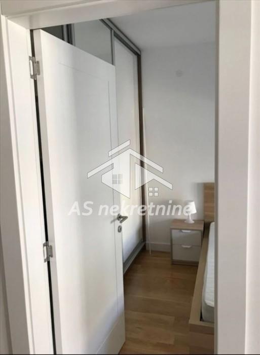 Stan Izdavanje Beograd Južni Bulevar 43 m2