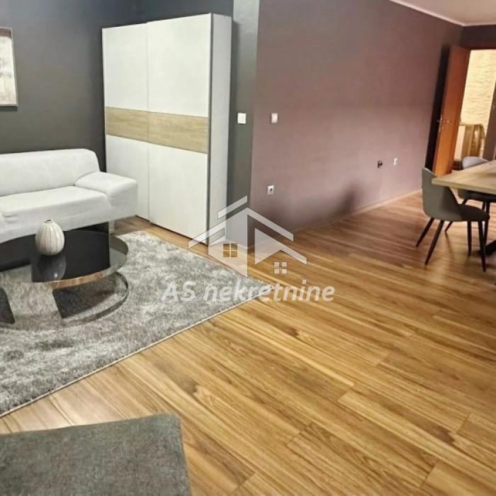 Stan Izdavanje Beograd Filmski Grad 60 m2