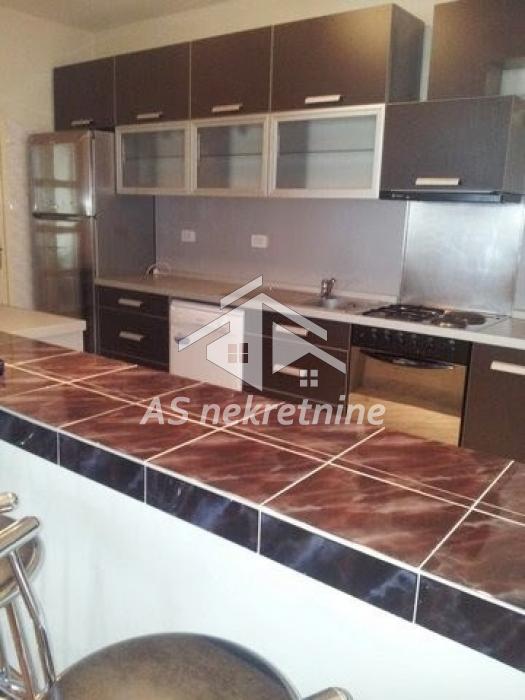 Stan Izdavanje Beograd Banovo Brdo 125 m2