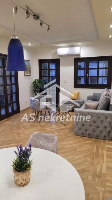 Stan Izdavanje Beograd Stan Izdavanje Beograd Hram Svetog Save 94 m2