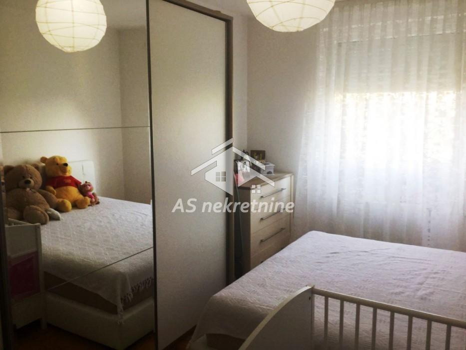 Stan Izdavanje Beograd Dedinje 72 m2