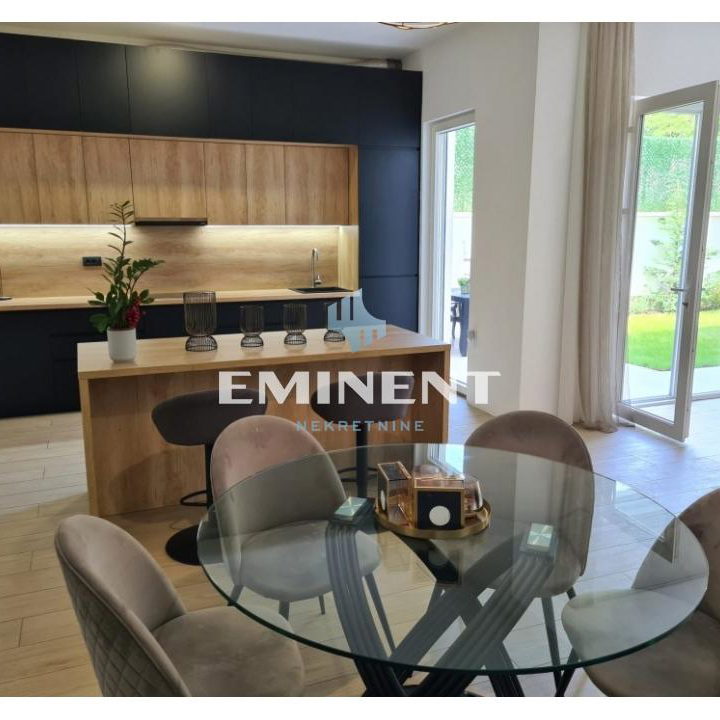 Stan Prodaja Beograd Dedinje 220 m2