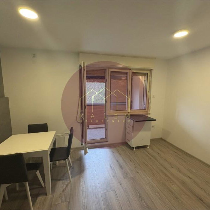 Dvosoban stan na prodaju, Besni Fok, Beograd, 61m², 64.900 €
