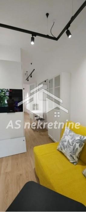 lokali-prodaja-VYuvYH3MdX Dvosoban stan za izdavanje, Cara Dušana, Beograd, 33m², 800 €/mes
