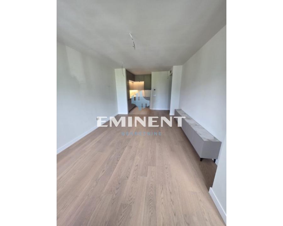 Stan Izdavanje Beograd Blok 65 80 m2