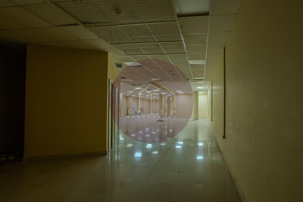 Lokal za izdavanje, Konjarnik, Beograd, 1195m², 6.500 €/mes