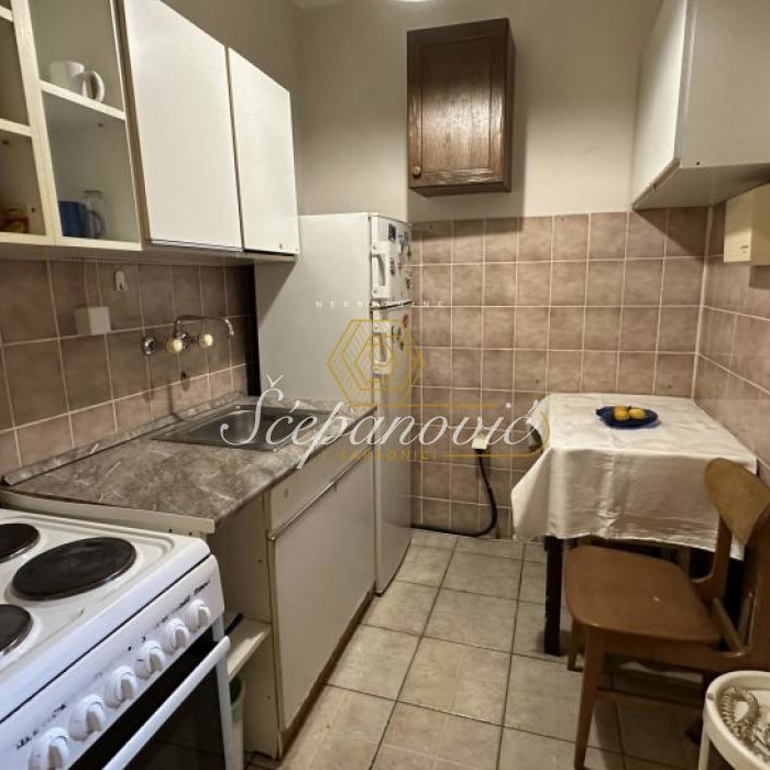 Stan Prodaja Novi Sad  35 m2