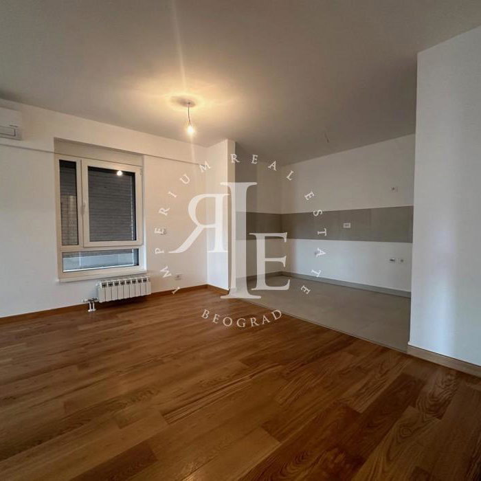 Stan Prodaja Beograd Tošin Bunar 70 m2