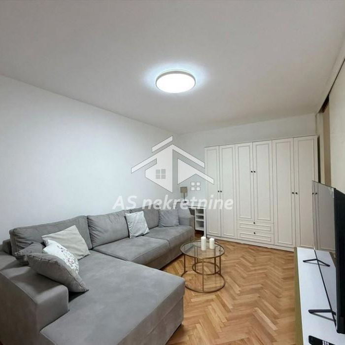 Stan Izdavanje Beograd Crveni Krst Vračar 41 m2