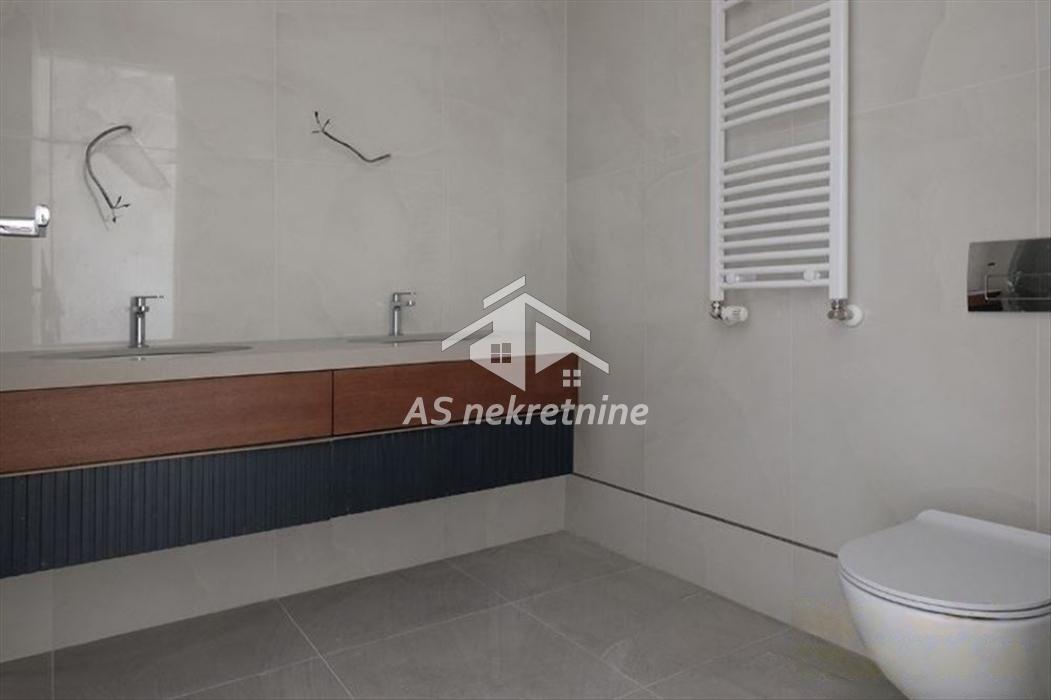 Četvorosoban stan za izdavanje, Beograd na Vodi, Beograd, 148m², 3.500 €/mes