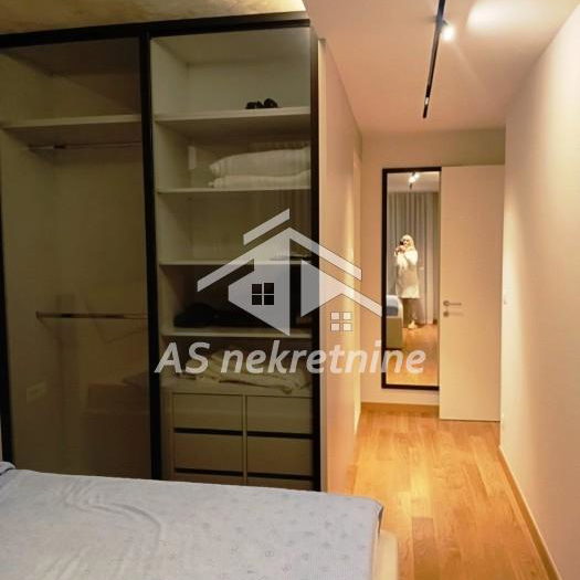 Stan Izdavanje Beograd  98 m2