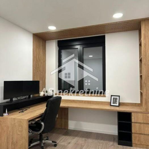 Kuća na prodaju, Vrčin, Beograd, 230m², 800.000 €