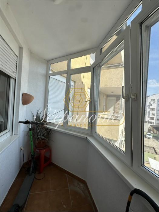 lokali-prodaja-beograd-3wF6gPuo5l Četvorosoban stan na prodaju, Grbavica, Novi Sad, 79m², 250.000 €