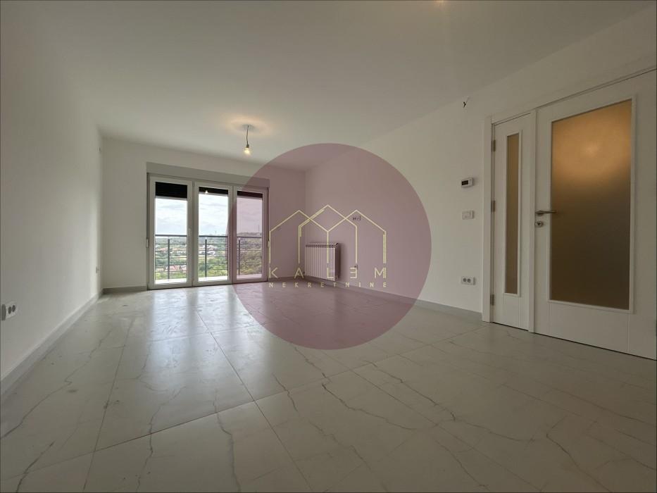 Trosoban stan na prodaju, Kaluđerica, Beograd, 80m², 137.000 €