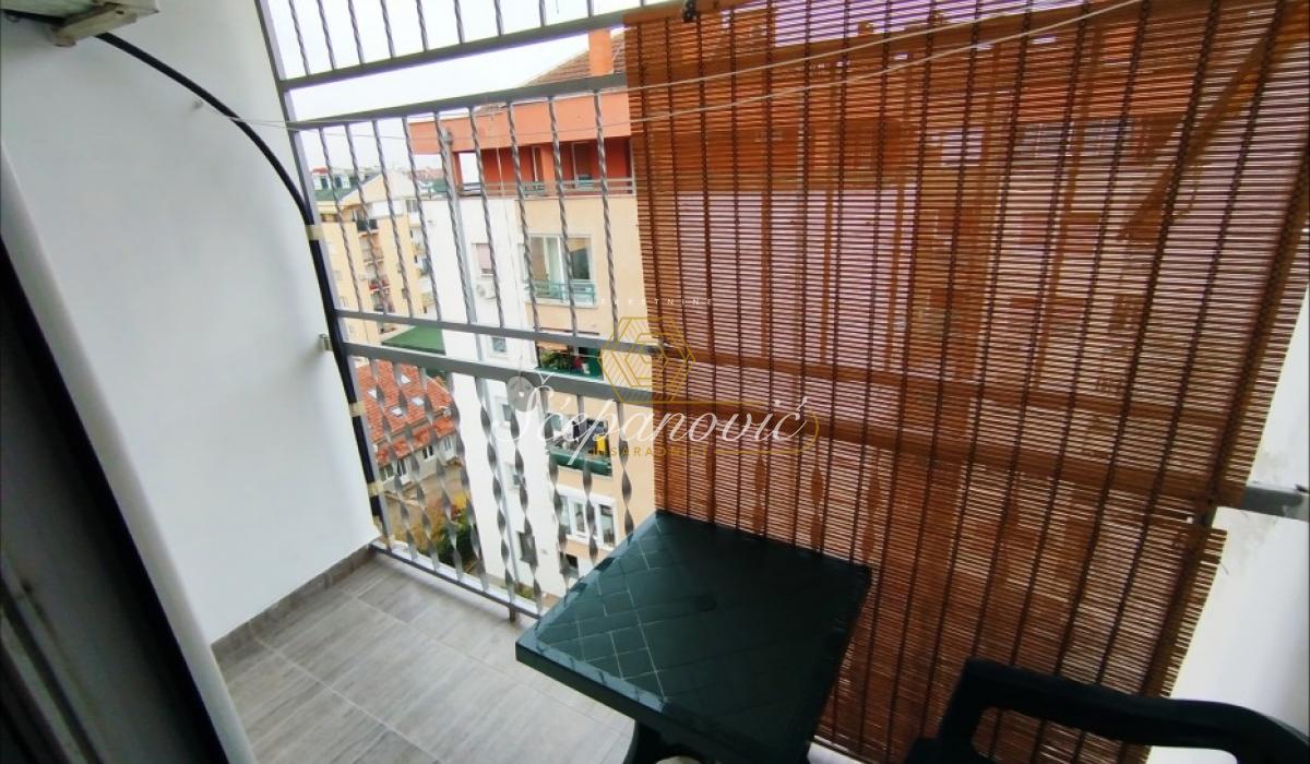 lokali-prodaja-beograd-5pIMjXnQ71 Trosoban stan na prodaju, Bulevar Oslobođenja, Novi Sad, 78m², 190.000 €