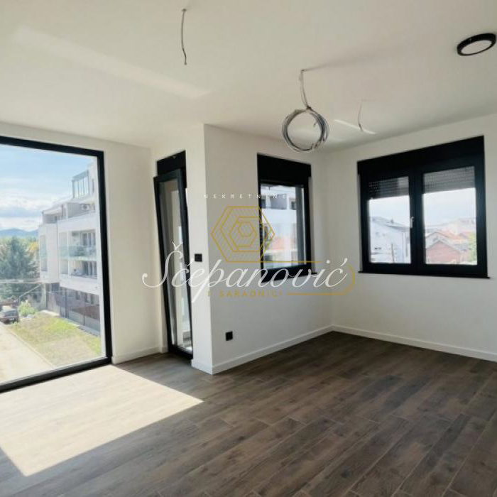 Stan Prodaja Novi Sad  50 m2