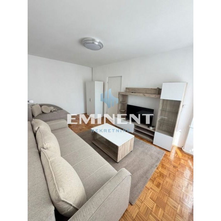 Stan Izdavanje Beograd Blok 63 59 m2