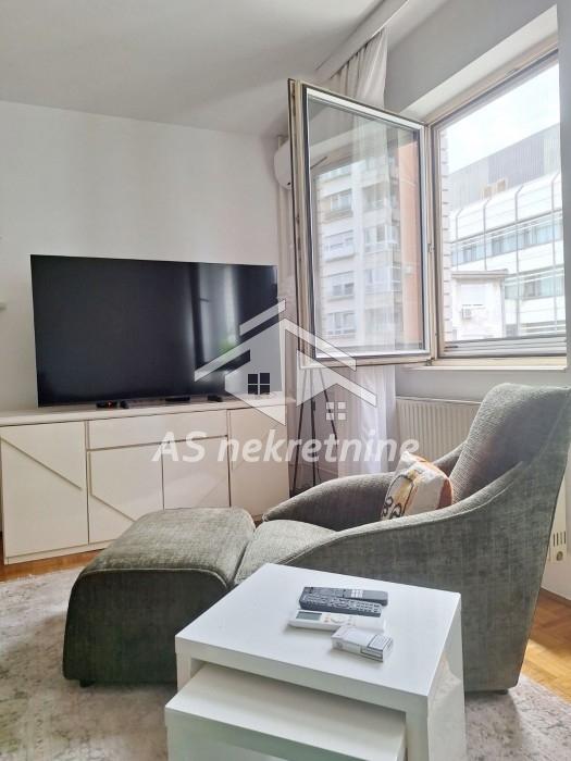 Stan Izdavanje Beograd Tašmajdan 55 m2