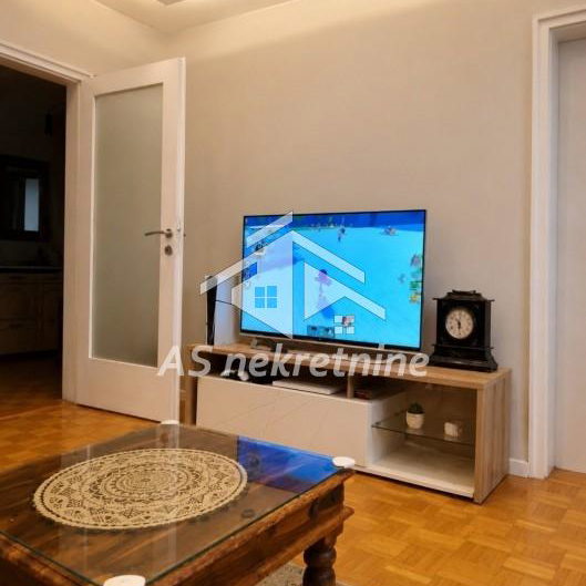 Stan Izdavanje Beograd Blok 28 90 m2