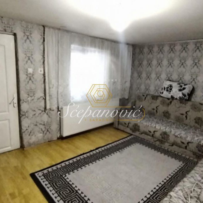 Kuća Prodaja Mali Iđoš  139 m2