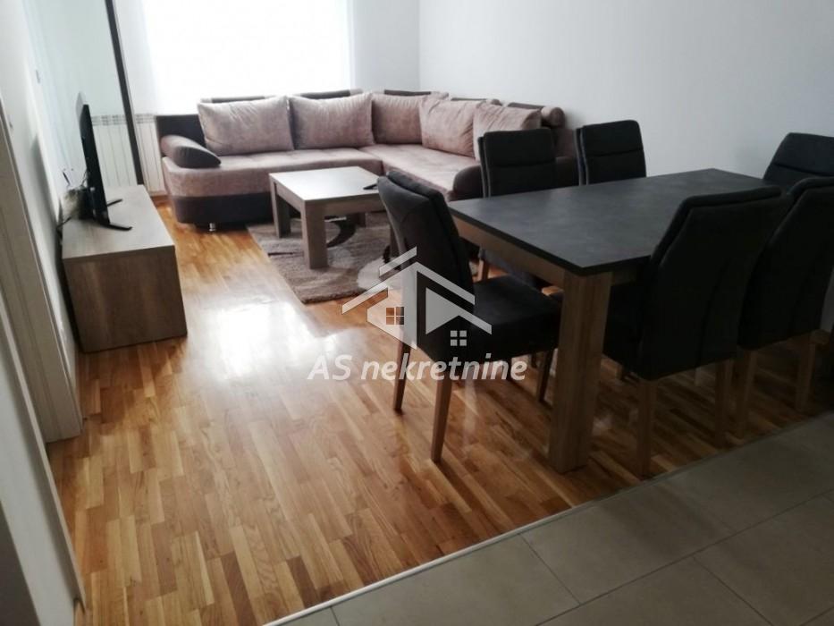 Stan Izdavanje Beograd Hala Pionir 49 m2