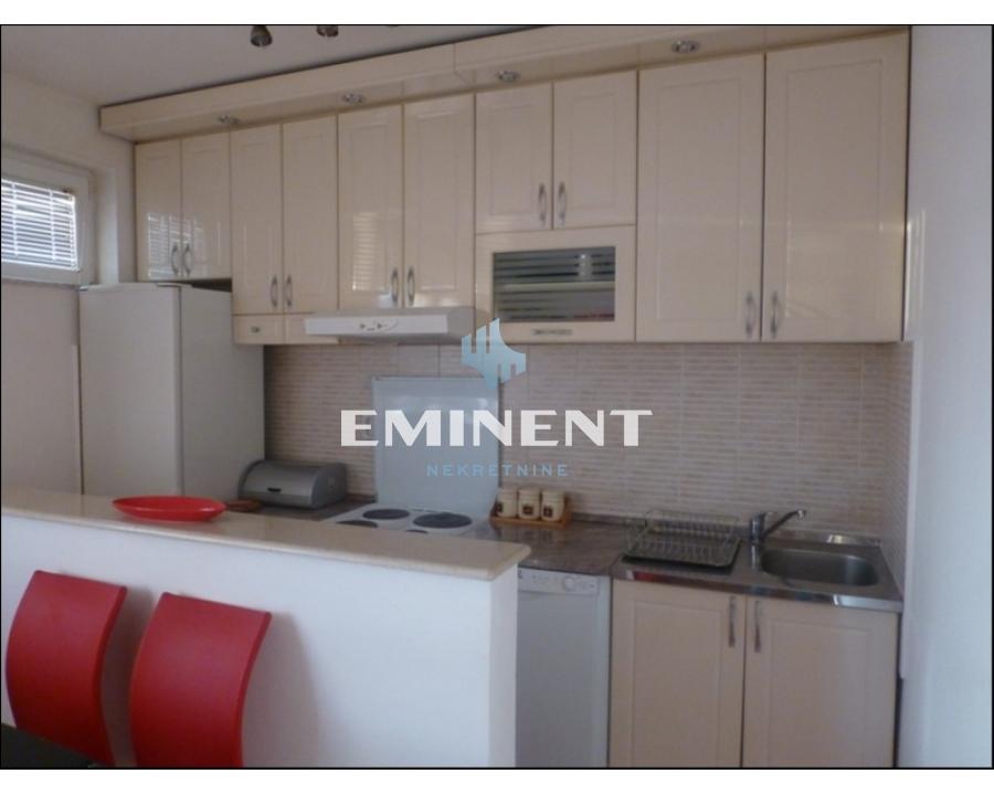 Stan Prodaja Beograd Stan Prodaja Beograd Autokomanda 80 m2