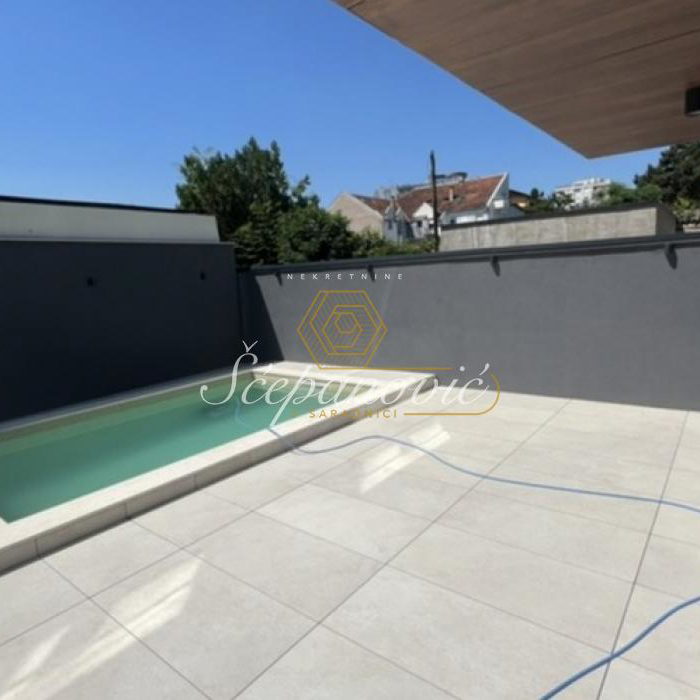 Kuća na prodaju, Adamovićevo Naselje, Novi Sad, 1076m², 2.300.000 €