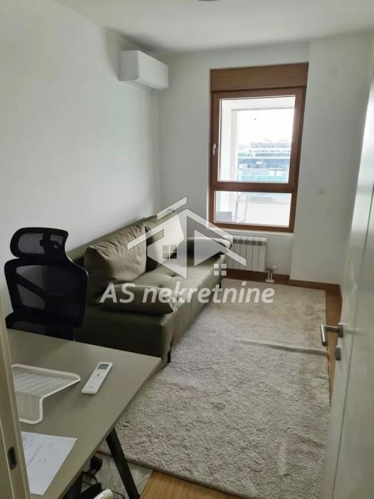 Četvorosoban stan za izdavanje, Blok 65, Beograd, 105m², 10. sprat, 2.100 €/mes