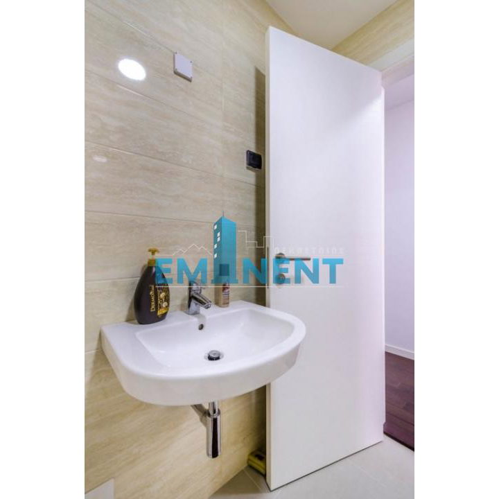 Trosoban stan za izdavanje, A Blok – Blok 67a, Beograd, 60m², 1.280 €/mes