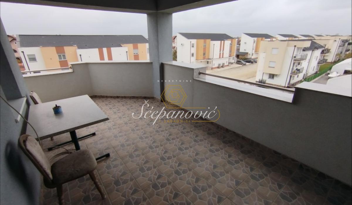 lokali-prodaja-beograd-IoahpW0SP8 Kuća na prodaju, Veternik, Novi Sad, 795m², 1.050.000 €