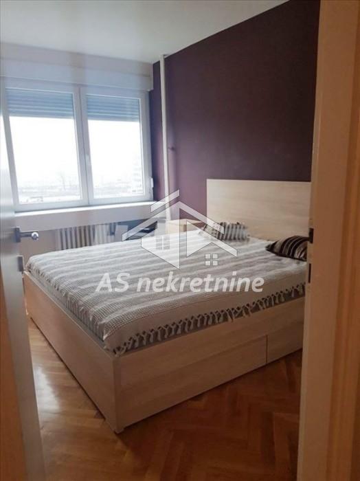 Trosoban stan za izdavanje, Blok 23, Beograd, 73m², 7. sprat, 950 €/mes