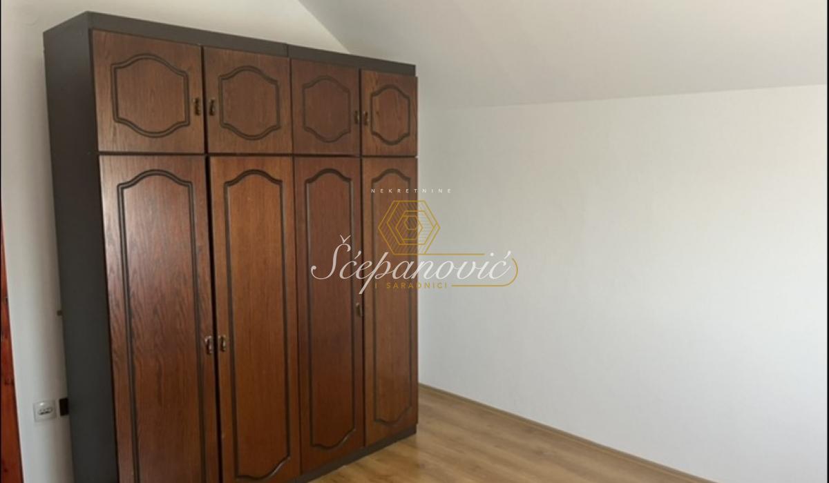 Kuća Prodaja Novi Sad  326 m2
