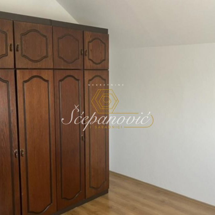Kuća Prodaja Novi Sad  326 m2