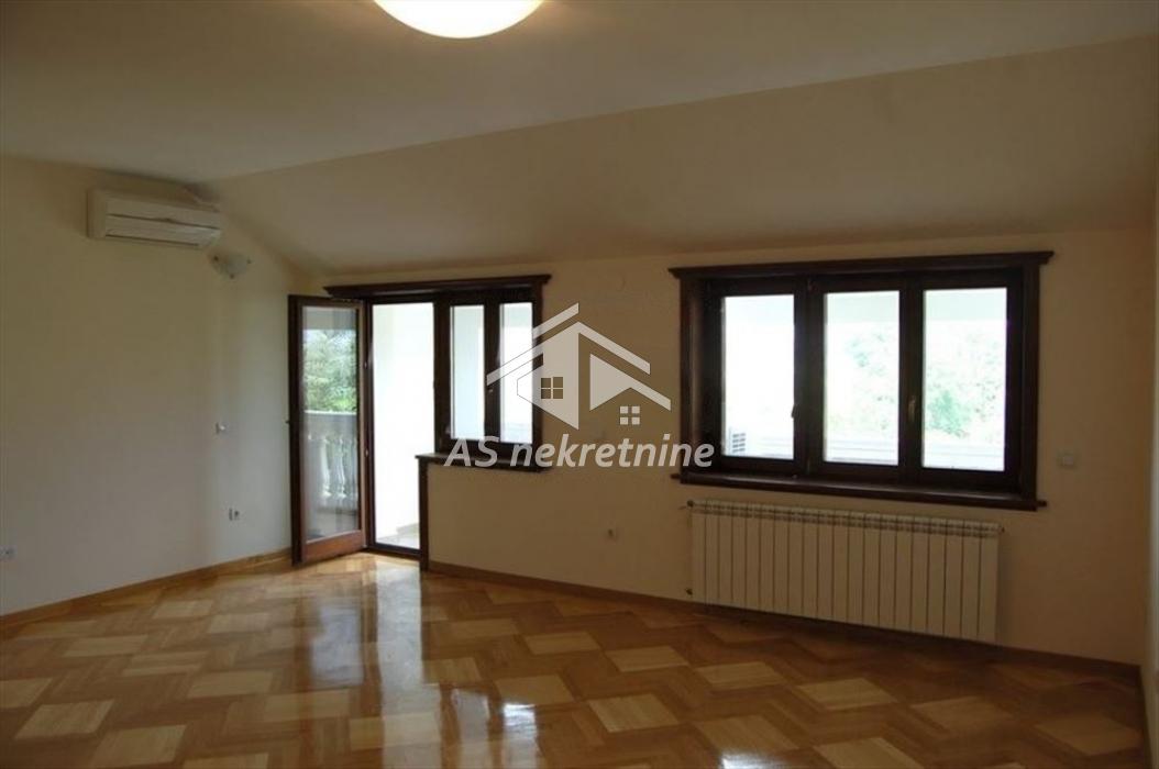 Stan Izdavanje Beograd Dedinje 250 m2