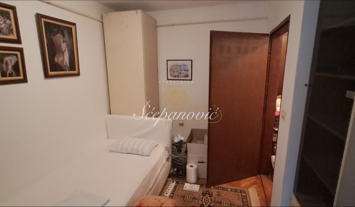 Stan Prodaja Novi Sad  65 m2