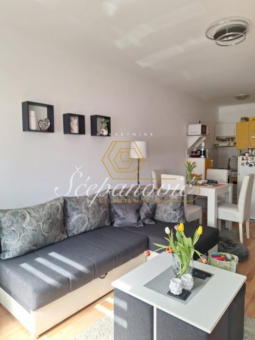 Stan Prodaja Novi Sad  48 m2