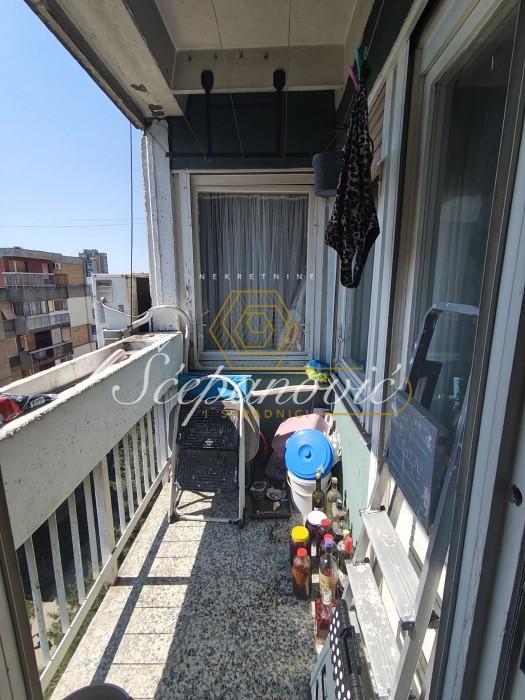 lokali-prodaja-beograd-NzlFURLH35 Stan Prodaja Novi Sad Liman 3 66 m2