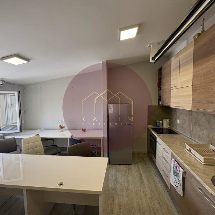 Petosoban stan na prodaju, Đeram Pijaca, Beograd, 118m², 349.000 €
