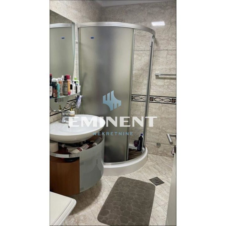 Kuća za izdavanje, Dedinje, Beograd, 150m², 2.500 €/mes